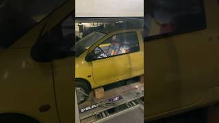 Une Twingo Benetton neuve dans un 747 depuis 30 ans  car automobile viralvideo [upl. by Niwrud]