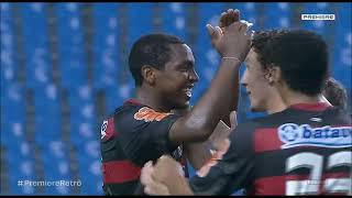 Flamengo 3 x 0 Internacional  Campeonato Brasileiro 2010 [upl. by Ahkos]