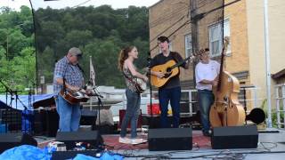 Marteka and William quotSalty Dogquot  Wood Festival Grantsville WV 642016 [upl. by Leonelle]