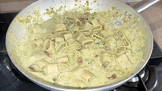 PASTA CON PESTO PISTACCHIO STRACCIATELLA DI BUFALA E GUANCIALE [upl. by Namlas]