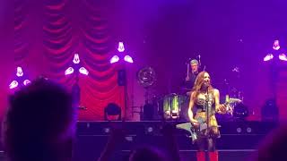 Halestorm “Uncomfortable” Live  Ruoff Music Center Noblesville IN 71124 [upl. by Mikeb620]