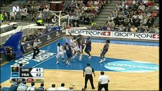 Greece vs France 6766 Eurobasket 2005  Semifinal [upl. by Eineg]