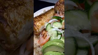 Attiéké poisson 🐟 et à l’avocat africanfood food cuisineafro foodie attieke recettes [upl. by Glad831]