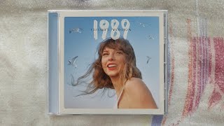 Taylor Swift  1989 Taylors Version Crystal Skies Blue Edition CD UNBOXING [upl. by Enillebyam]