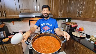 Naye Saal Ke Pehle Din Jeet Ne Banaya 5 kilo Gajar Ka Halwa😯😋😋 [upl. by Dnomhcir]