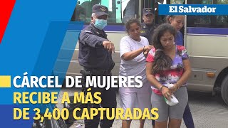 Más de 3400 mujeres capturadas en régimen de excepción de El Salvador [upl. by Idnas]