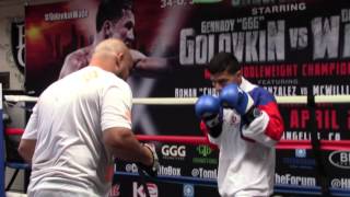 McWilliams Arroyo Working mitts a head of showdown with chocolatito EsNews Boxing [upl. by Petty]