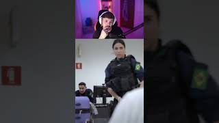 será que essa ai ta devendo 😁 fy humor meme aeroportoárearestrita react reagindo [upl. by Yelrac]