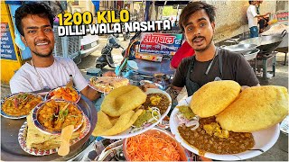 99 Rs Delhi Street Food ka LEGEND Nashta 😍 Vivek Vihar DDA Chole Bhature Sompal Cholay Kulche ❤️ [upl. by Sherar850]