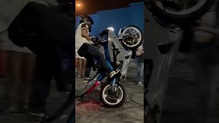 Handbrake wheelies kawasaki636 kawasakizx6r wheeliebike handbrake bikelife shortviral sub [upl. by Konstanze934]