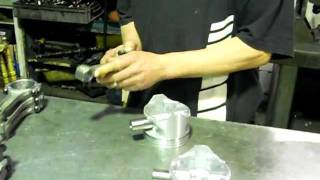 How to assemble pistons and conrods [upl. by Leonerd555]