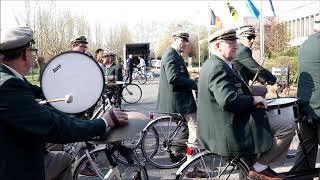 Fietsende Fanfare KVC De Zwaluw Eernegem  fietspad Groene 62 Oostende Zandvoorde [upl. by Encratia]