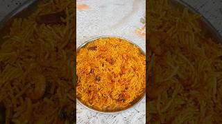 ही रेसिपी घाबरत केली shorts ytshorts goviral kolambi biryani recipe biryani [upl. by Doreg12]