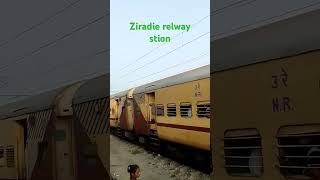 Ziradie relway stion bhojpuri train song railway [upl. by Helbonia606]