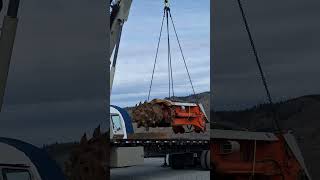 Unloading Roadheader Cutter Heads [upl. by Bethany]