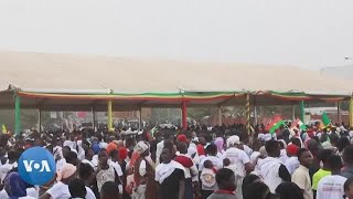 Manifestation au Mali pour soutenir le retrait de la Cédéao [upl. by Noillid863]