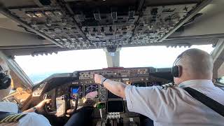 BOEING 747 LANDING in New York JFK Airport cocpit view with full radio communications [upl. by Goldenberg]