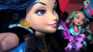 Review Evie Descendants Disney doll Hasbro PTBR [upl. by Epotimet]