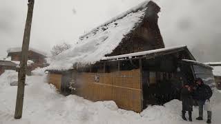 4K・ Walking in snowy Shirakawago・4K [upl. by Anayaran]