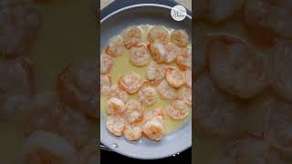 This fouringredient shrimp recipe will blow you away garlicbuttershrimp [upl. by Bob839]