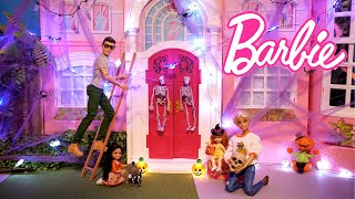 Barbie amp Ken Doll Family Getting Ready for Halloween Routine  Titi Toys [upl. by Eiramaliehs]