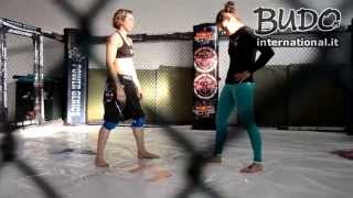 Sparring in gabbia  Patrizia Gibelli e Mara Romero Borella  1  Budo International [upl. by Eenitsed]