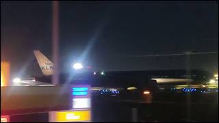 KLM PHBVN Boeing 777306ER Landing to Manila [upl. by Ajssatsan]