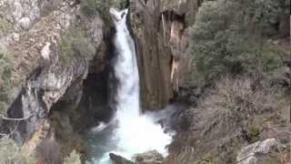 CASCADAS NATURALES Y ARTIFICIALES EN EL RIO BOROSA 17313 [upl. by Nella]