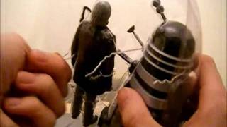 First Doctor amp Dalek Black amp White Version Unboxing amp Review Doctor Who Figure Set [upl. by Kavanagh]