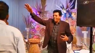 Meshesh Berhe Ghile having fun በርሀ ጊለ መሸሽ ኣብ መድረኽ Hilel Halaley [upl. by Elyak304]