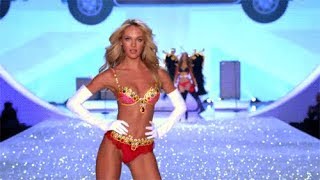 Top 10 Best Walks at the Victorias Secret Fashion Show OPENINGS [upl. by Ivek]