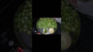 How to make Bhindi ki sabji 🥗 [upl. by Cobb]