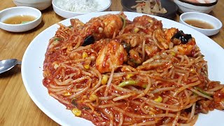 Spicy Braised Monkfish 아구찜 낙원동아구찜거리 [upl. by Lounge]