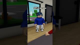 DESCUBRO A UN EXTRAÑO EN MI CASA 😨😨 shorts roblox brookhaven [upl. by Bj]