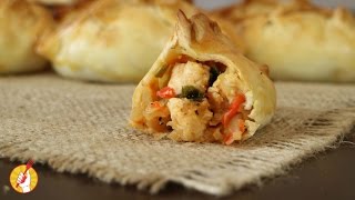 Cómo hacer Empanadas DE POLLO JUGOSAS al Horno  Receta Fácil  Tenedor Libre [upl. by Necyla178]