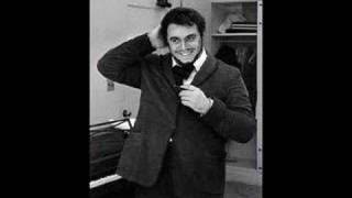 Luciano Pavarotti  Che Gelida Manina 1961 live his debut [upl. by Aivlis]