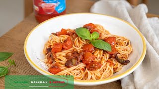 Spaghetti alla puttanesca  Italiaans Makkelijk amp Gezond [upl. by Alma]