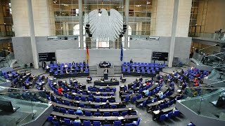 CoronaSteuerhilfegesetz Bundesrat stimmt Mehrwertsteuersenkung und Bonuszahlungen zu [upl. by Ahseital]