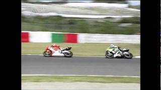 Suzuka 8 Hours 2000 ZX7RR vs VTR 1000 SPW [upl. by Isleana]