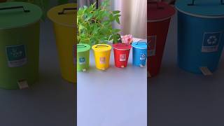 Use paper cups to make a mini trash can that can be opened with a push It is simple and fun Try it [upl. by Qirat755]