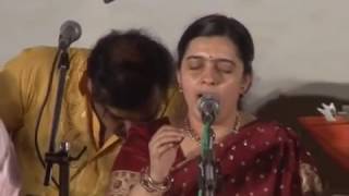 Pavner Ga Mayela Karu Vibhavari Apte Joshi Songs [upl. by Eelah451]