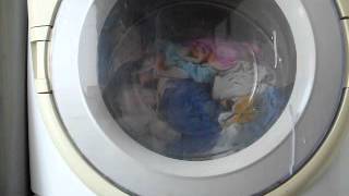 Whirlpool Dreamspace AWM 8000 washingAVI [upl. by Itnahsa804]