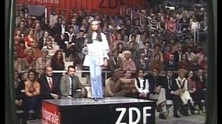 Andrea Jürgens  1 Auftritt in der ZDF Hitparade am 06031978 [upl. by Ecniv]