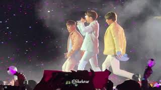 Trivia 起 Just Dance JHope Solo  BTS Speak Yourself at Rosebowl LA 050519 Day 2 [upl. by Enamrahs]