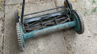 How To Sharpen Blades On A Yardworks Reel Lawnmower [upl. by Larimor462]