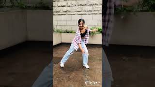 Samadhi rathnayake ♥️🥰 dance love dancecover song cute model dancesteps fashion dancelove [upl. by Chi]