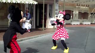 MINNIE MOUSE Bow Show Song  Minnies Boutique  MICKEY MOUSE Clubhouse [upl. by Aifoz116]