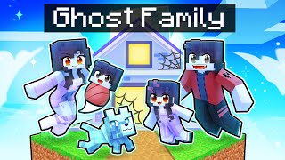 Having a GHOST FAMILY in Minecraft [upl. by Harehs221]