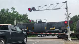 CN L516 passes through Garyville LA [upl. by Rimidalv]