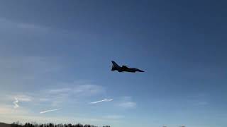 F16  682 low pass med etterbrenner [upl. by Eerbua881]